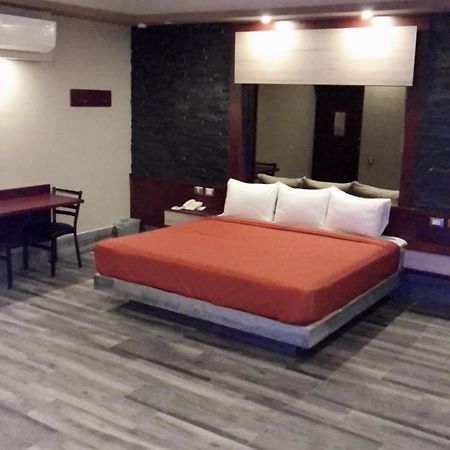Hotel Plaza Arteaga Monterrey Exterior photo